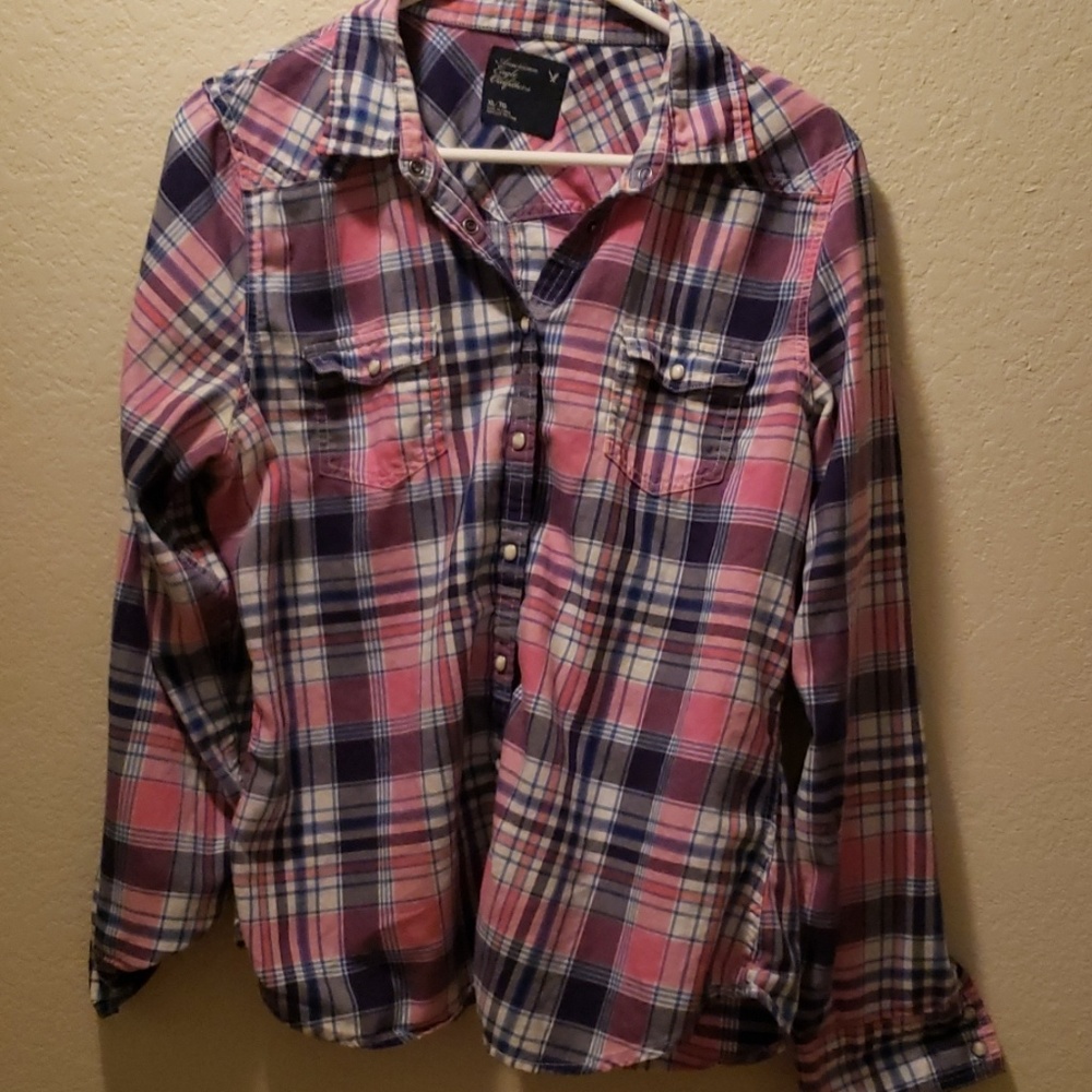 Women's plaid shirt